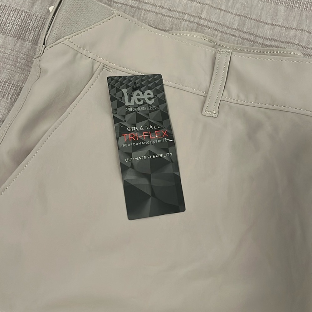 Lee men’s flat front performance khaki short